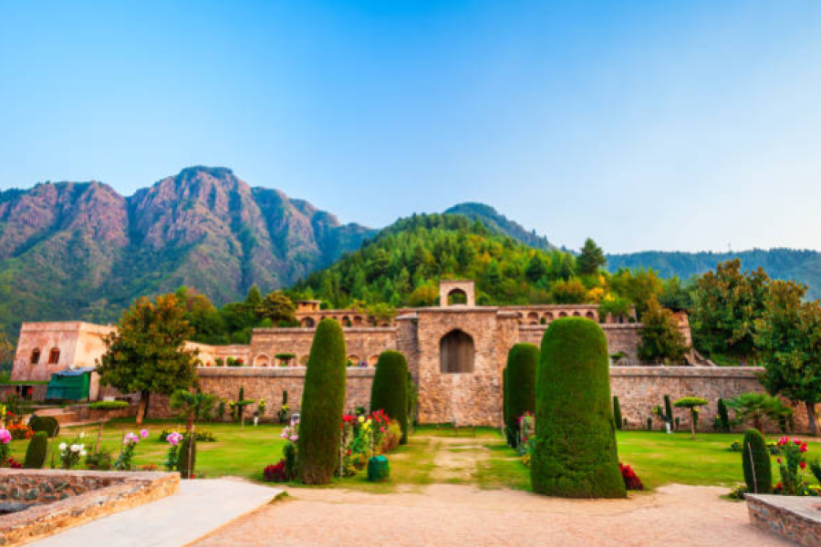 Luxury Kashmir Retreat