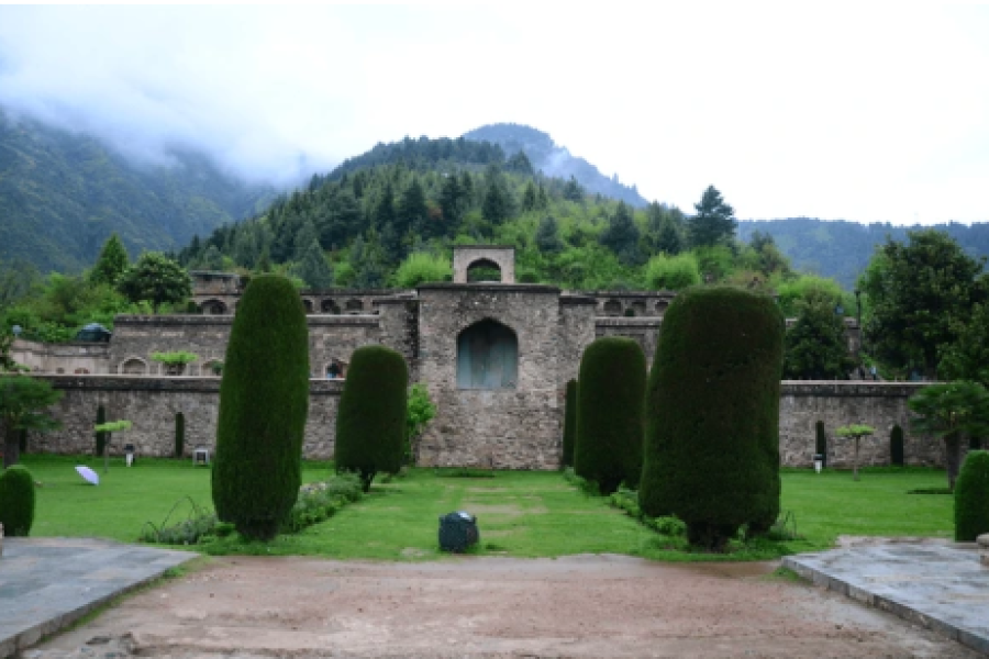 Luxury Kashmir Retreat