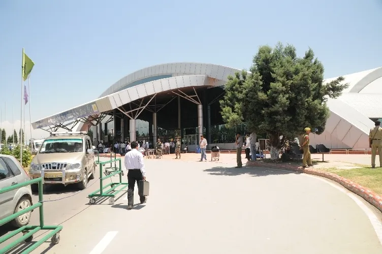 Kashmir Weekend Gateway